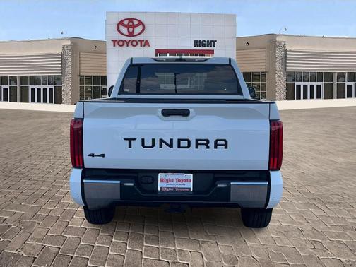 2022 Toyota Tundra SR5