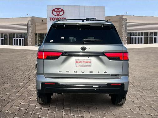 2025 Toyota Sequoia Platinum