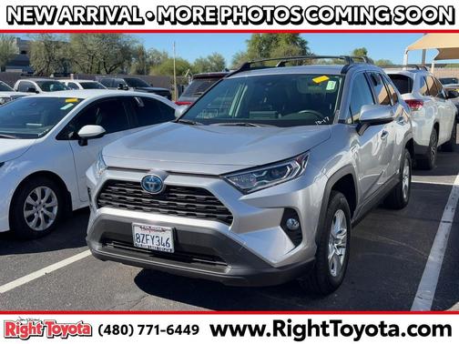 2021 Toyota RAV4 Hybrid XLE