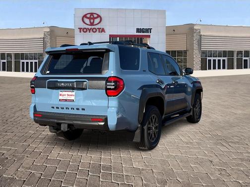 2026 Toyota 4Runner SR5