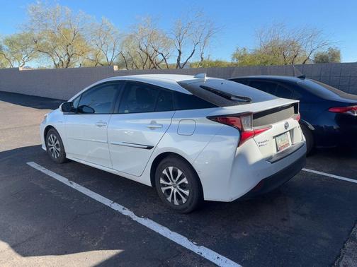 2022 Toyota Prius XLE