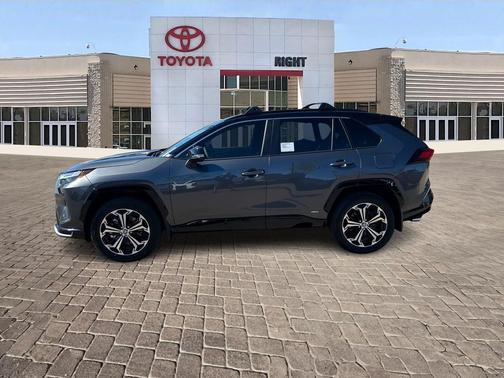 2025 Toyota RAV4 Hybrid SE