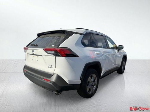 Ice Cap 2025 Toyota RAV4 Hybrid LE