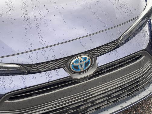 2023 Toyota Corolla Hybrid LE