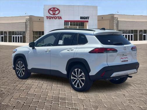 2025 Toyota Corolla Cross XLE