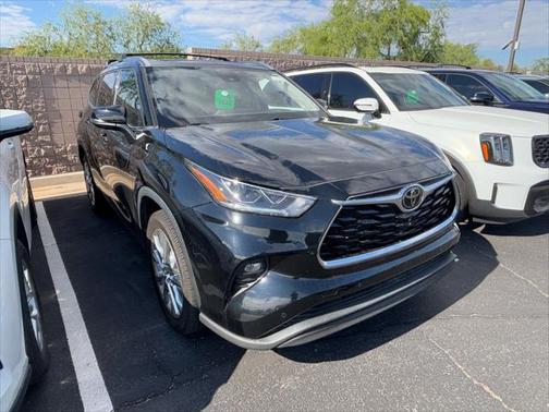 2022 Toyota Highlander Limited