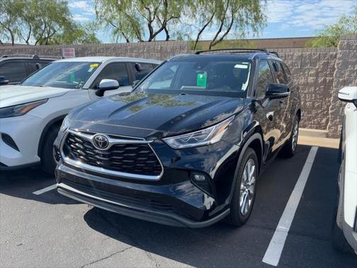 2022 Toyota Highlander Limited
