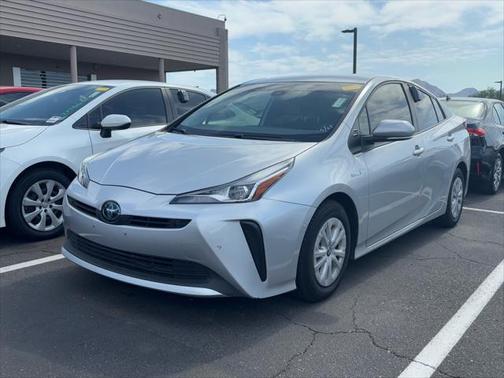 2022 Toyota Prius LE