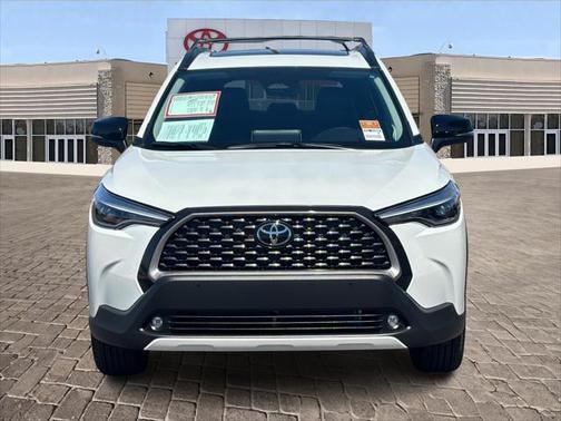 2025 Toyota Corolla Cross XLE