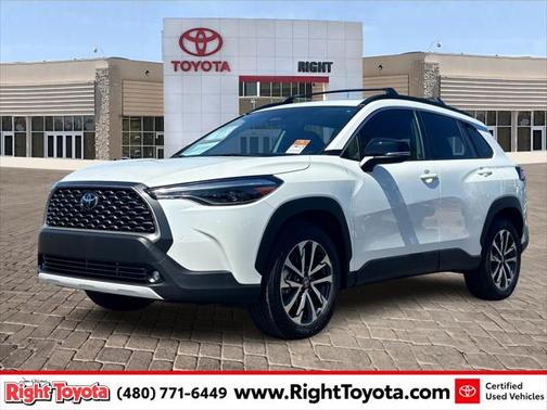 2025 Toyota Corolla Cross XLE