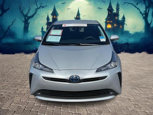 2020 Toyota Prius LE
