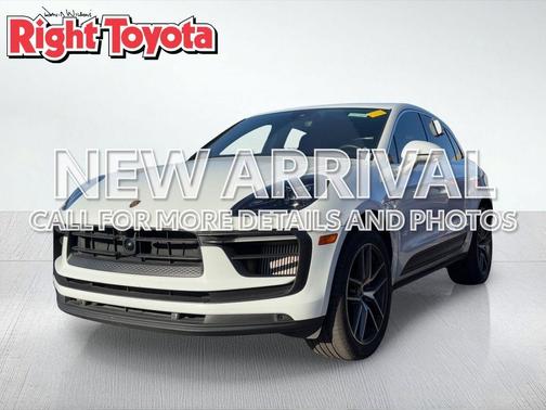 White 2024 Porsche Macan Macan S