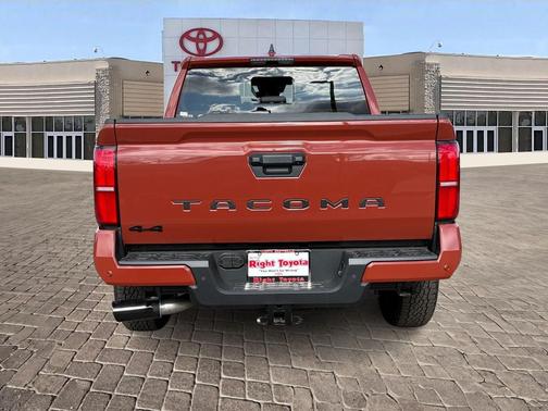 2025 Toyota Tacoma TRD Off-Road