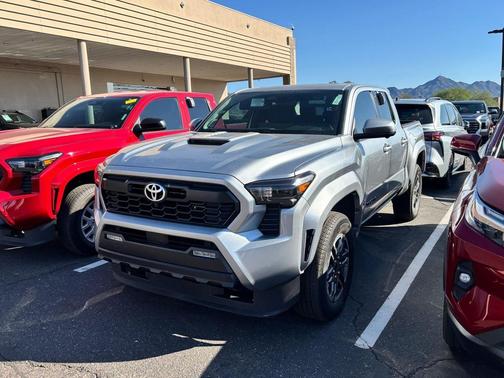 2025 Toyota Tacoma TRD Sport