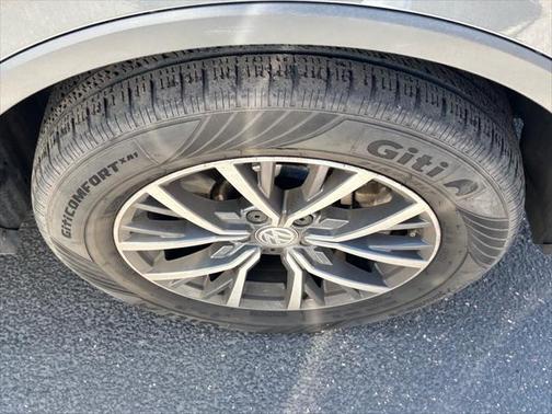 2019 Volkswagen Tiguan 2.0T SEL R-Line