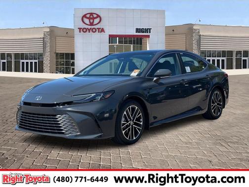 2025 Toyota Camry XLE