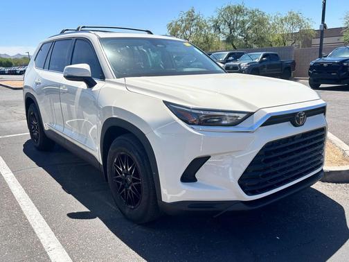 2024 Toyota Grand Highlander Hybrid XLE