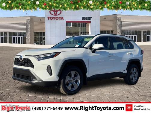 2025 Toyota RAV4 Hybrid XLE