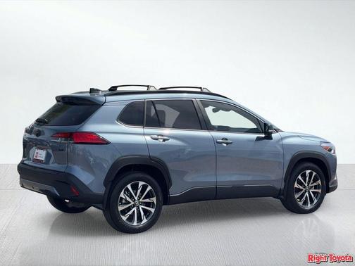 Celestite 2025 Toyota Corolla Cross XLE