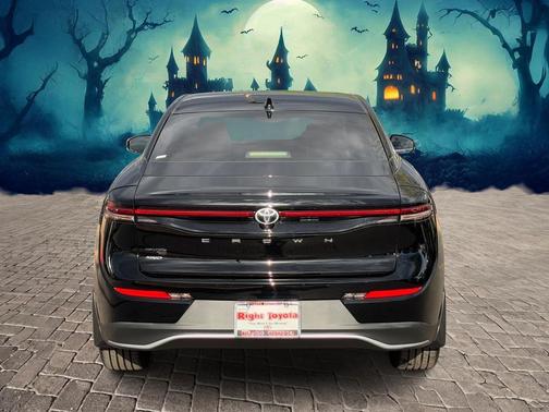 2023 Toyota Crown XLE