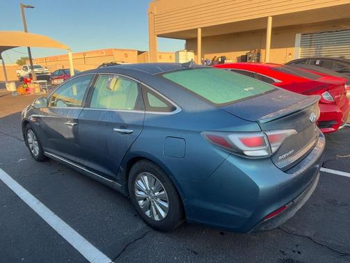 2016 Hyundai SONATA Hybrid SE