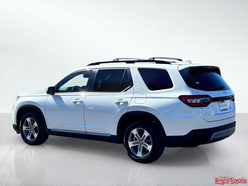 Platinum White Pearl 2025 Honda Pilot EX-L