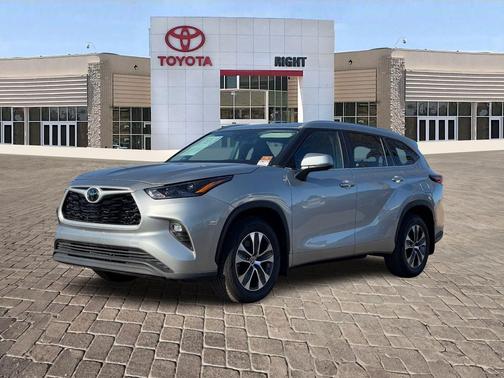 2024 Toyota Highlander XLE