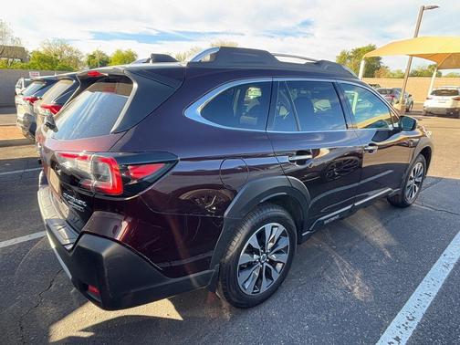 2023 Subaru Outback Touring
