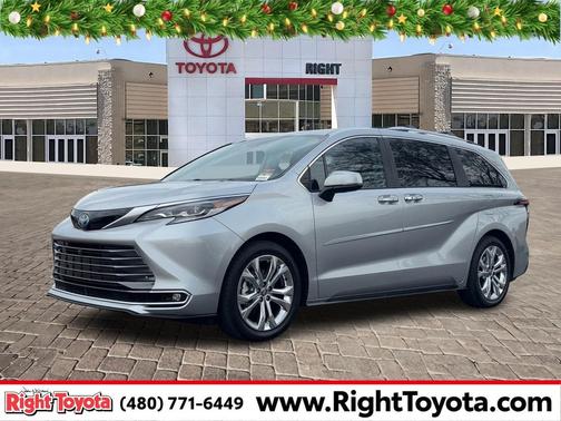 2022 Toyota Sienna Platinum