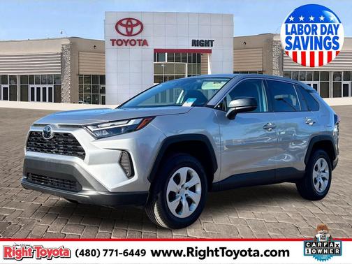 2024 Toyota RAV4 LE