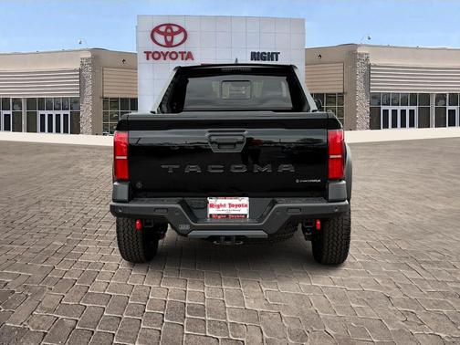 2025 Toyota Tacoma Hybrid Trailhunter