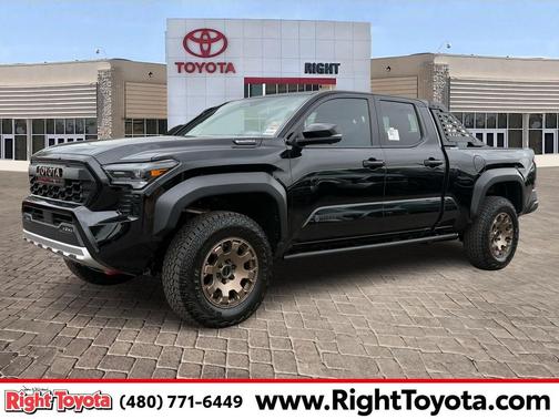 2025 Toyota Tacoma Hybrid Trailhunter