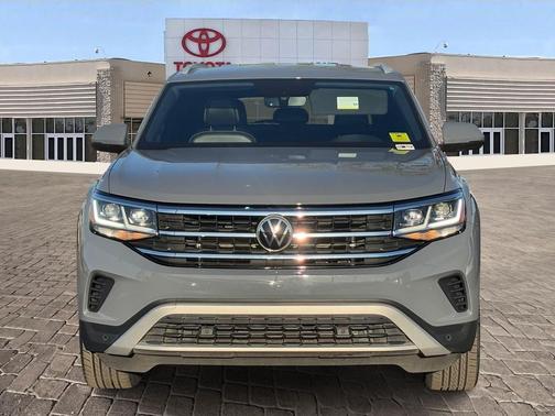 2022 Volkswagen Atlas Cross Sport 2.0T SE w/Technology