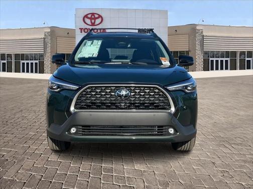 2025 Toyota Corolla Cross XLE