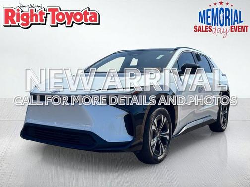 Wind Chill Pearl 2024 Toyota bZ4X XLE