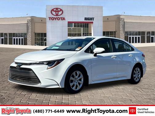 2025 Toyota Corolla LE