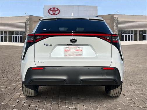 2025 Toyota bZ4X XLE