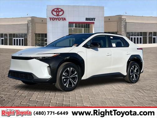 2025 Toyota bZ4X XLE