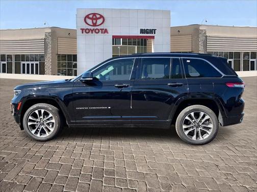 2022 Jeep Grand Cherokee Overland