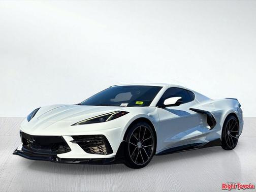 Arctic White 2022 Chevrolet Corvette Stingray w/1LT