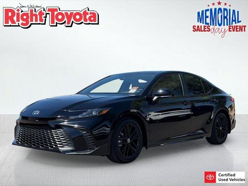 Midnight Black Metallic 2026 Toyota Camry SE