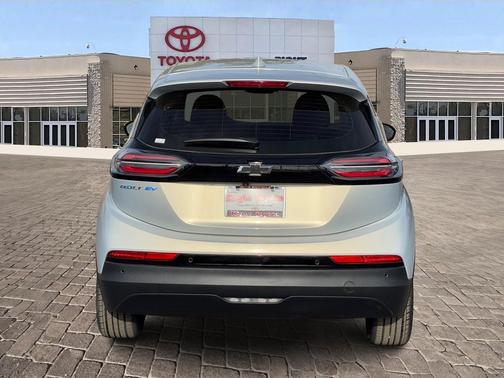 2023 Chevrolet Bolt EV FWD 2LT