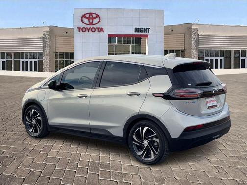 2023 Chevrolet Bolt EV FWD 2LT