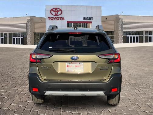 2024 Subaru Outback Touring