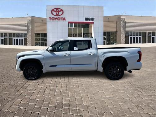 2025 Toyota Tundra Hybrid Platinum