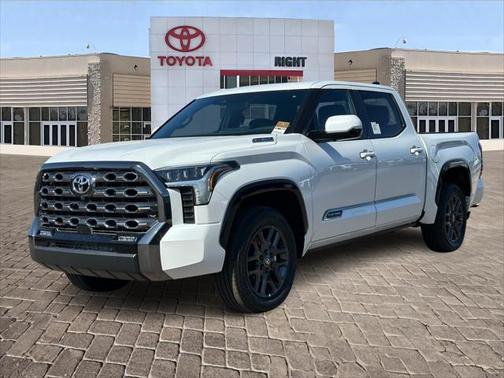 2025 Toyota Tundra Hybrid Platinum