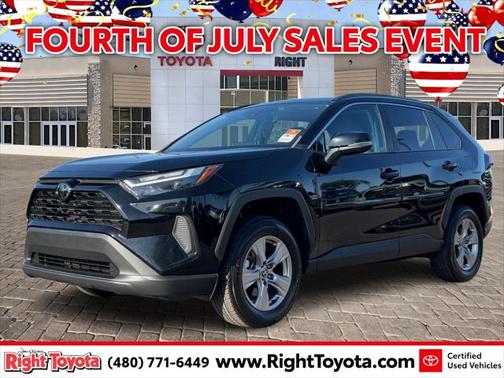 2022 Toyota RAV4 XLE