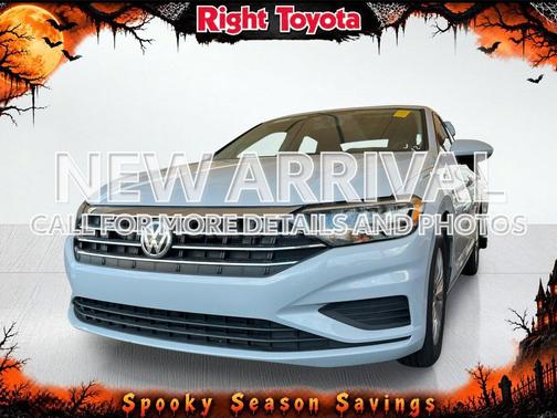 White Silver Metallic 2019 Volkswagen Jetta 1.4T S