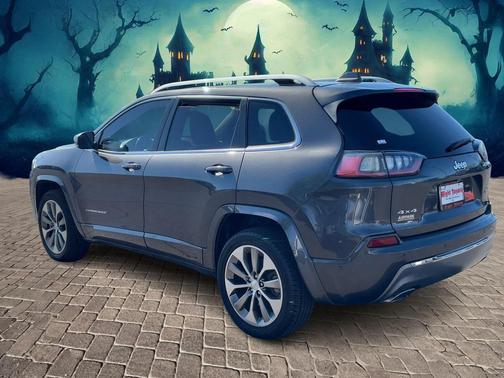 2019 Jeep Cherokee Overland