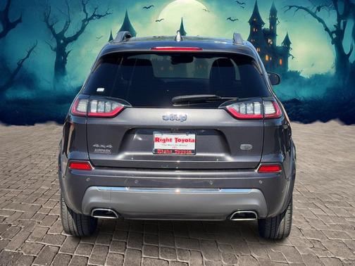 2019 Jeep Cherokee Overland